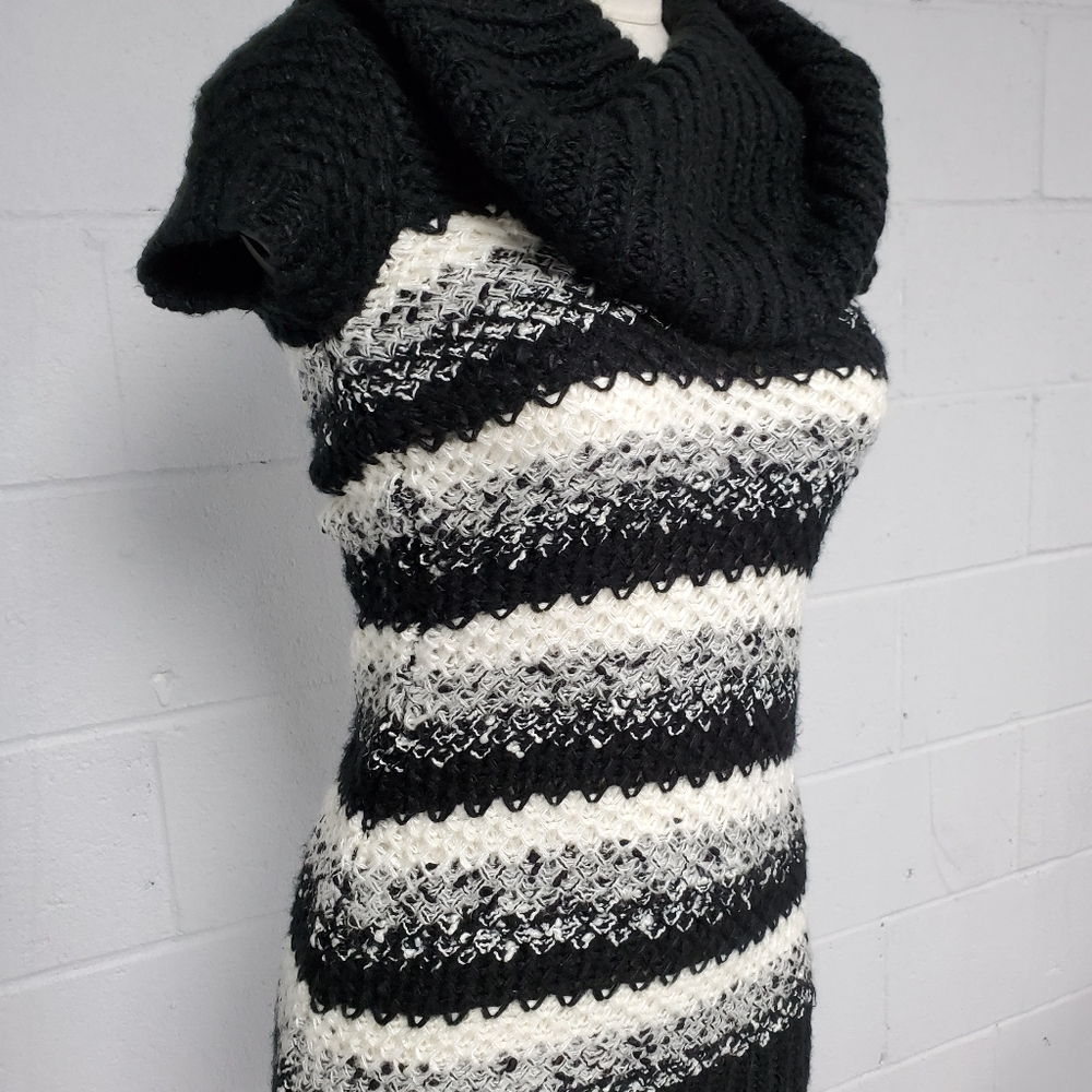 Knitt Sweaters dresses bundle size M - Picture 10 of 12